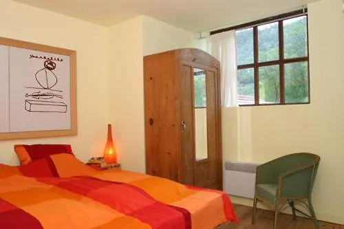 Holiday home Le Massoir Desaignes