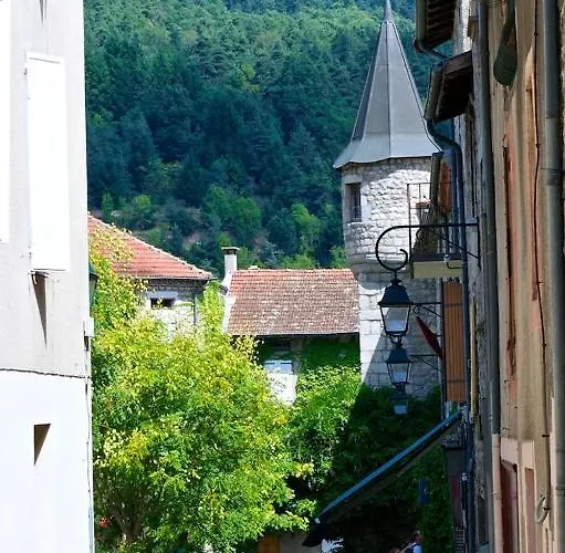 Le Massoir Hébergement de vacances Désaignes